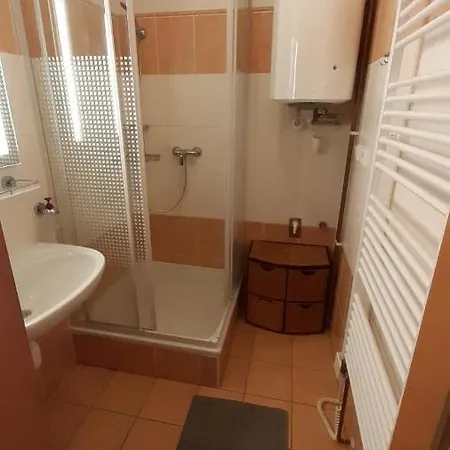 - úžasné F U Sjezdovky Apartmán